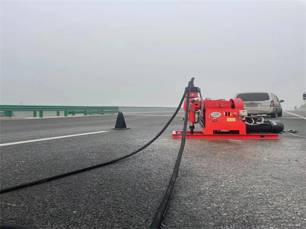 扬中马路路基路面开裂下沉注浆加固灌浆