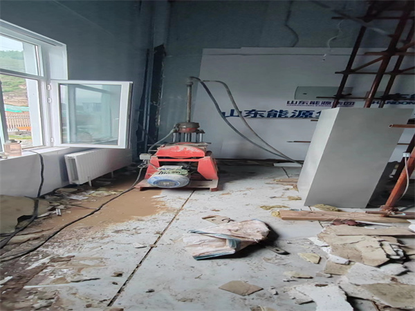 扬中地基基础下沉墙体裂缝加固注浆顶升施工