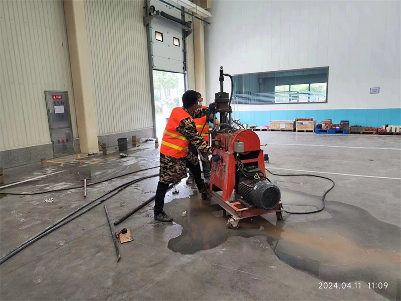 扬中厂房地面下沉塌陷注浆加固施工